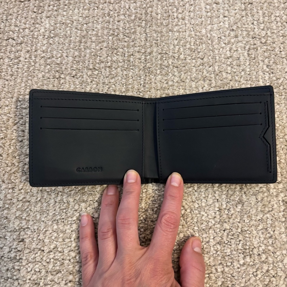 Carbon Black Men’s Bifold Wallet​ - Picture 2 of 5